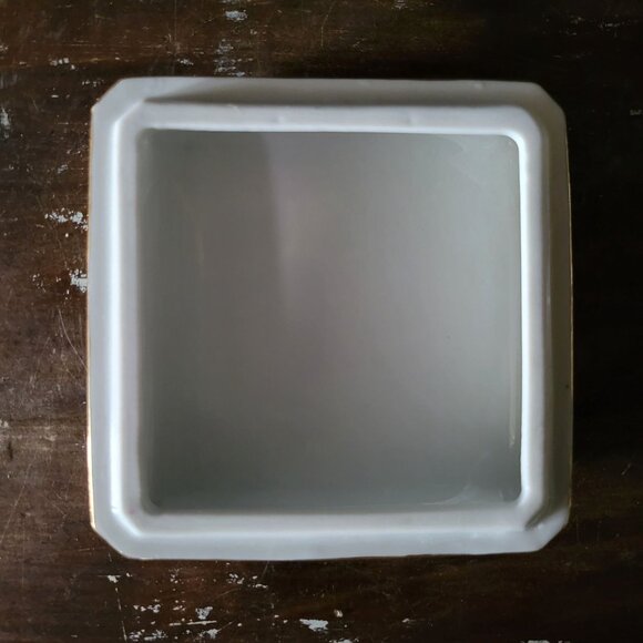 Vintage Japanese Cosmetic Norell Porcelain Powder Dresser Vanity Box, N Monogram - Picture 11 of 11